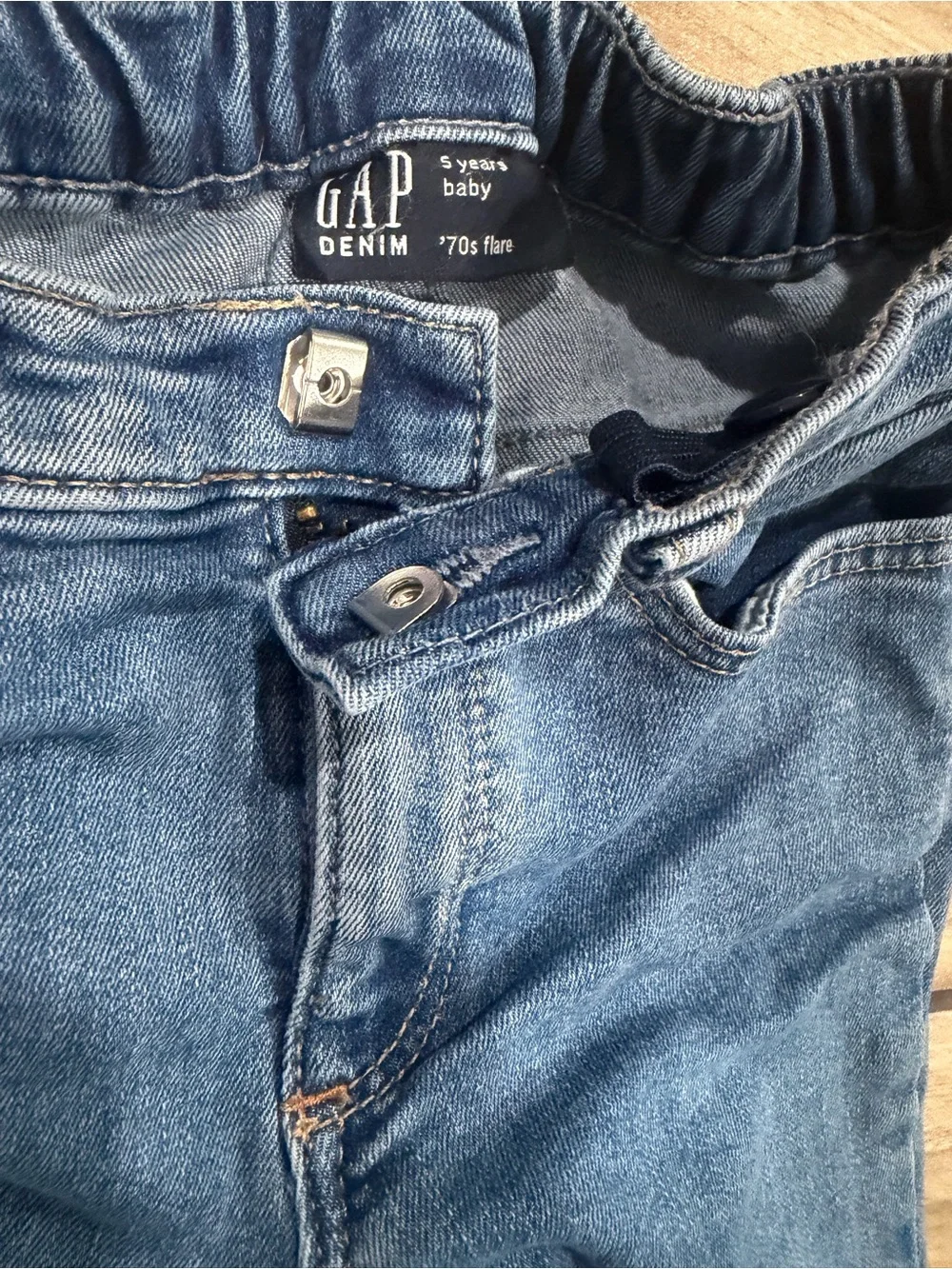Girls Gap 70s flare blue denim jeans for a 5 year old